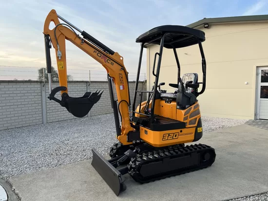 ESCAVATORE FORCE 320 PORTATA 20Q  MOTORE YANMAR/KUBOTA 