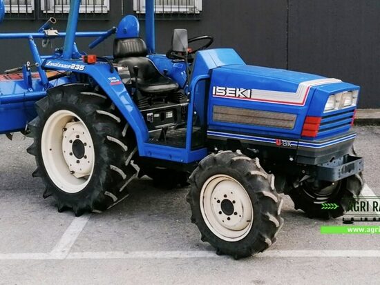 Iseki TA230 Trattore Compatto Diesel 4x4 3 Cilindri con Inversore e Servosterzo – In Ottime Condizioni – Garanzia Inclusa