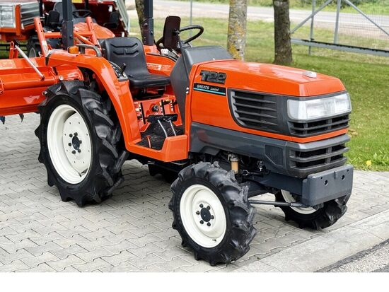 ✅ Kubota T-22 - Disponibile su Ordinazione! Trattore Compatto, 4x4, Diesel 3 cl, 100% Ricondizionato, Gommato Nuovo, Spedizione in Tutta Italia, Garanzia Inclusa!