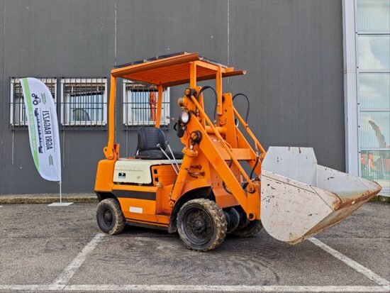 ✅ Caricatore Frontale TOYOTA 2SG7 – Buone Condizioni, Motore 4P, Benzina, 2.590 kg, Capacità Benna 0,53 m³ – Buona Scelta per Durabilità