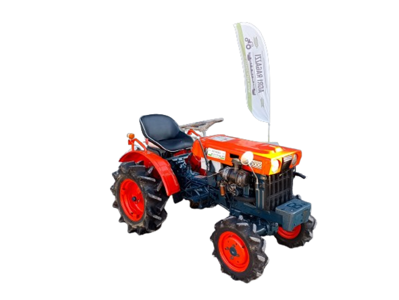 Kubota B5000 No: 826 - In Ottimo Stato, Trattore 100 % Ricondizionato con Garanzia, 100% Tagliandato, con Zavorre (Peso Anteriore)